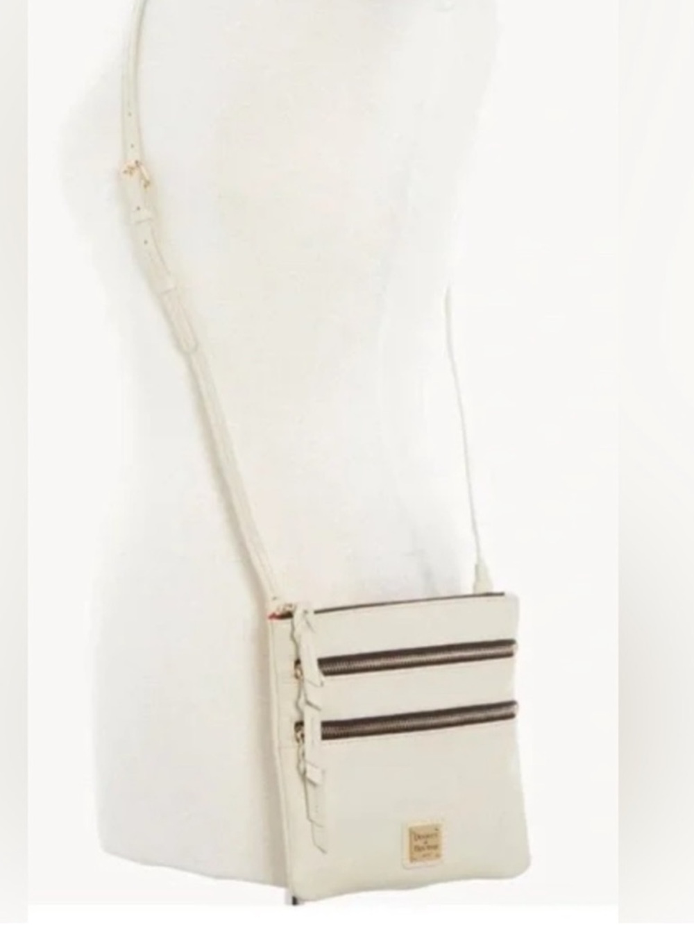 💕Dooney & Bourke Penrose Triple Zip Flat Crossbody Cream Purse💕 - Picture 5 of 5